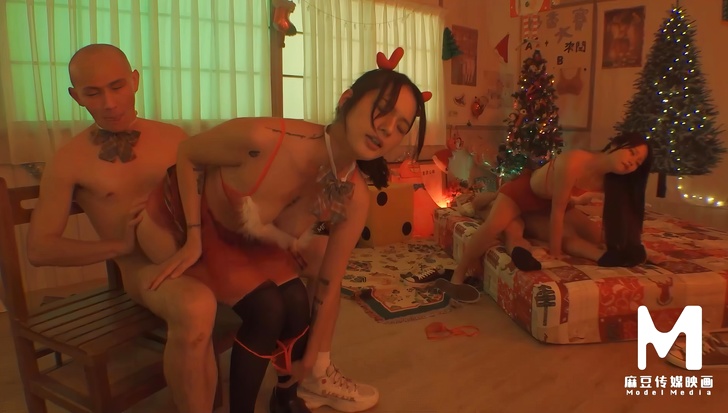 Santa's Little Helper: An Asialicious Orgy of Hard Group Sex