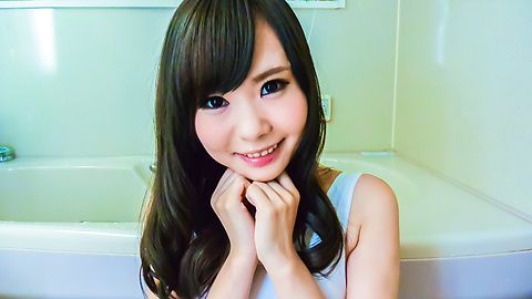 มายุ คาวาอิได้รับหีเธอโกนในระหว่างการเล่นซุกซน