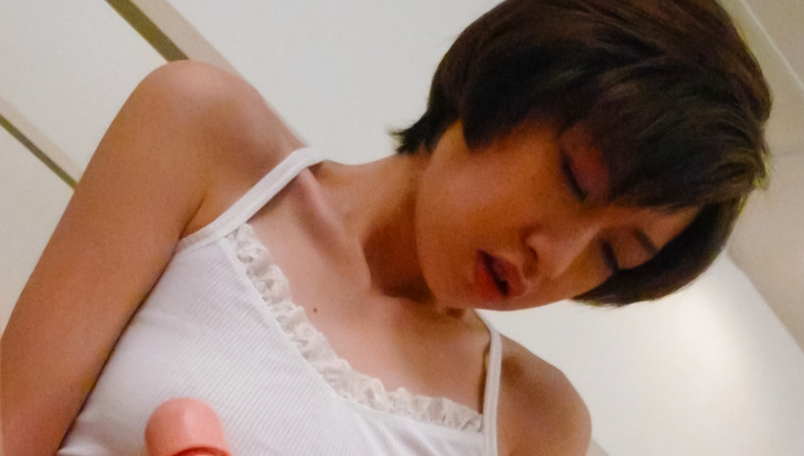Top masturbation solo by young Akina Hara